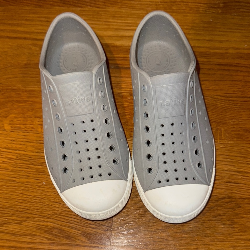 Native Gray Slip-On Sneakers C13